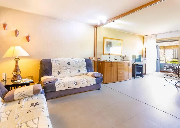 Апартаменти Beausejour