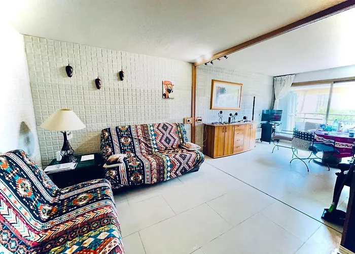 Beausejour Апартаменти